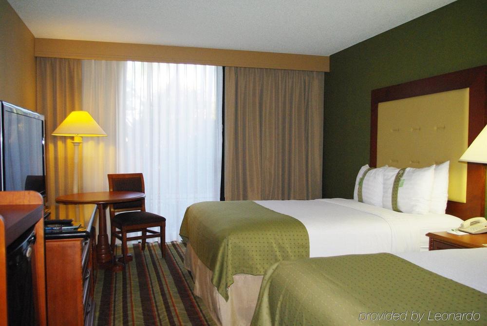 Doubletree By Hilton Buena Park Hotel Room photo